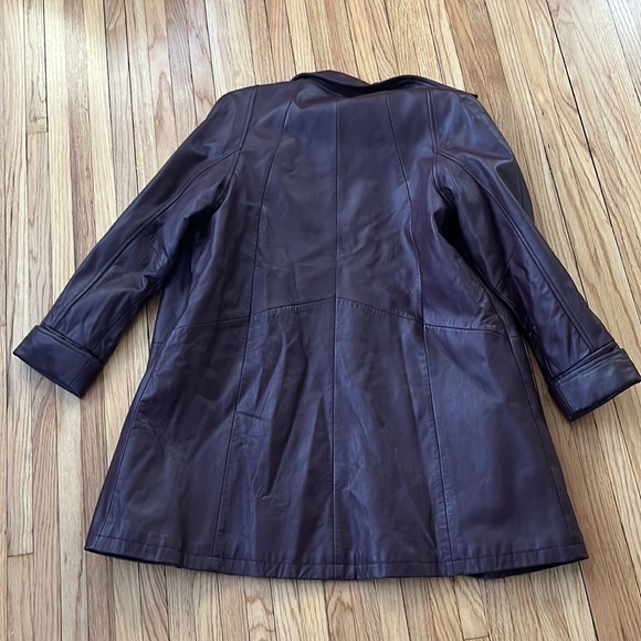 Amazing y2k vintage dark plum leather jacket with pockets and brass snaps - Picture 6 of 7